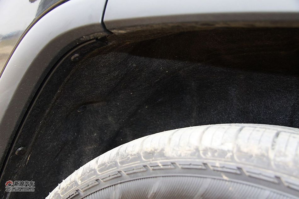 新浪汽车体验试驾全新大切诺基-外观