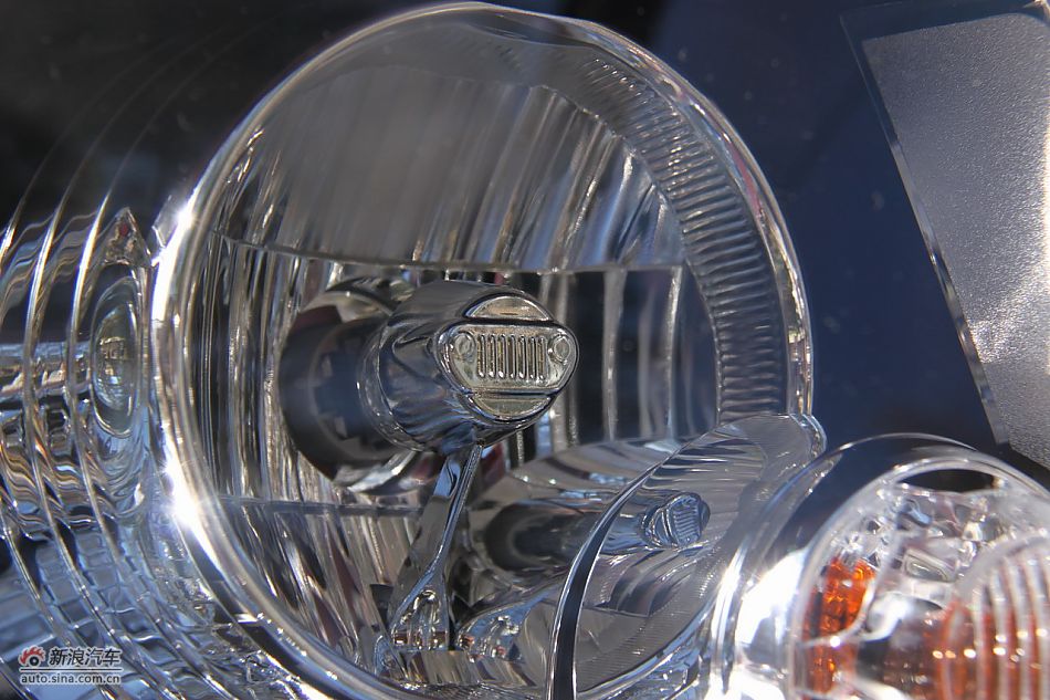 2011款大切诺基外观细节