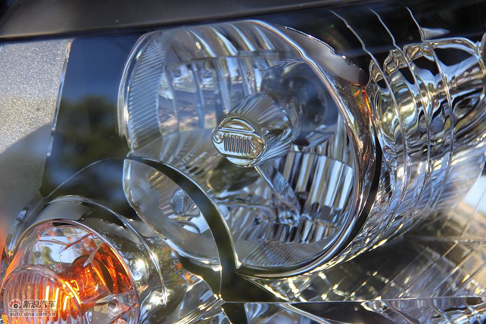 2011款大切诺基外观细节