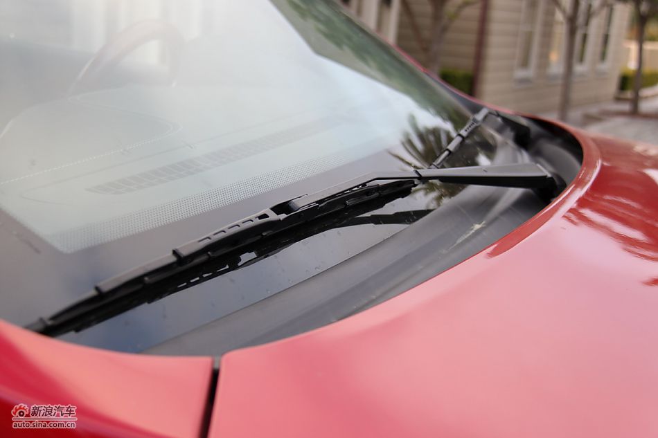 2011款大切诺基外观细节