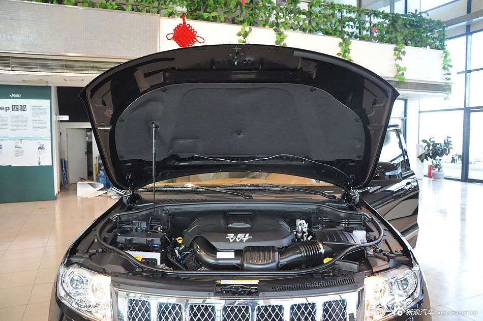 2012款全新JEEP大切诺基