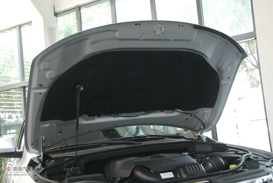 2011款全新Jeep大切诺基豪华版