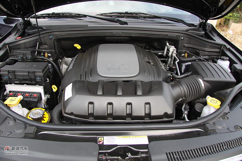 新浪汽车体验试驾全新切诺基-其他