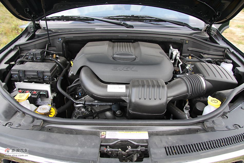 新浪汽车体验试驾全新切诺基-其他