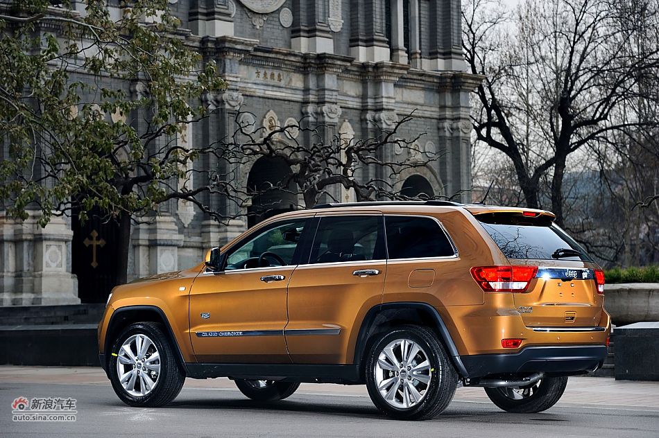 2011款全新Jeep大切诺基70周年纪念版
