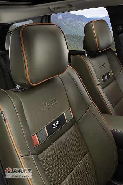 2011款全新Jeep大切诺基70周年纪念版