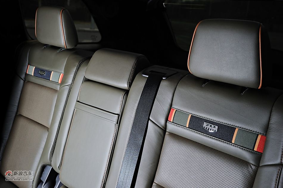 2011款全新Jeep大切诺基70周年纪念版