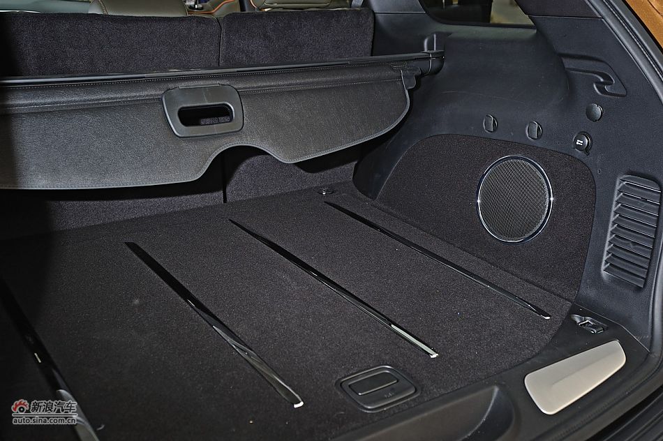 2011款全新Jeep大切诺基70周年纪念版