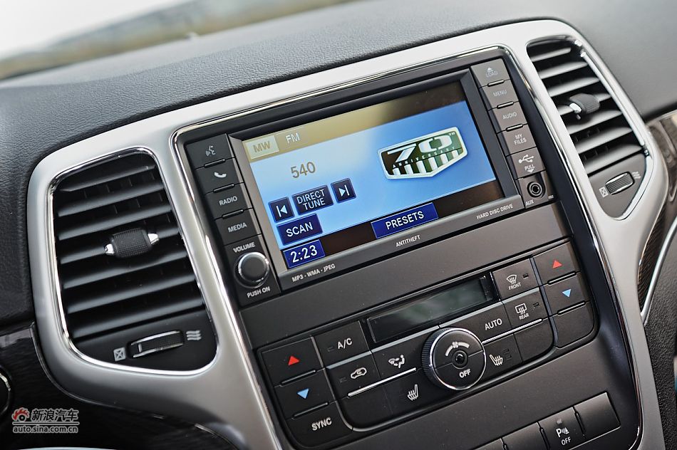 2011款全新Jeep大切诺基70周年纪念版