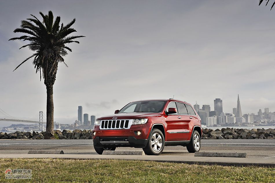 2011款大切诺基高清动态实拍