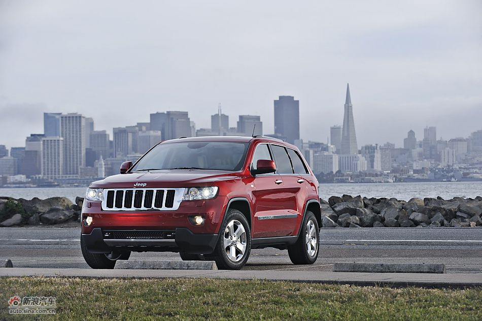 2011款大切诺基高清动态实拍