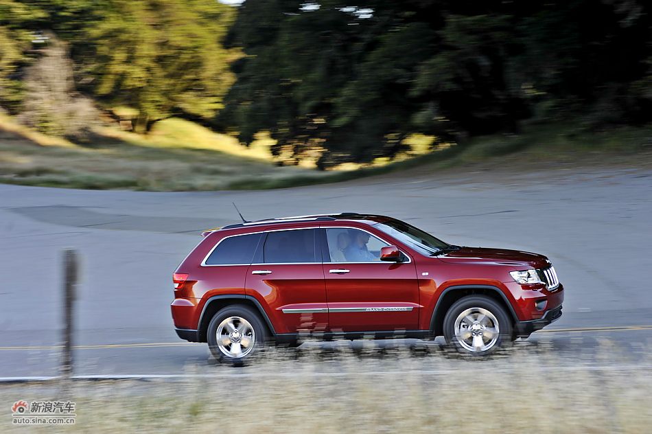 2011款大切诺基高清动态实拍