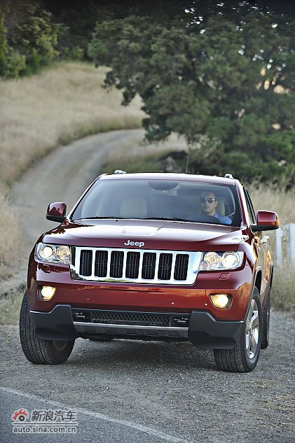 2011款大切诺基高清动态实拍