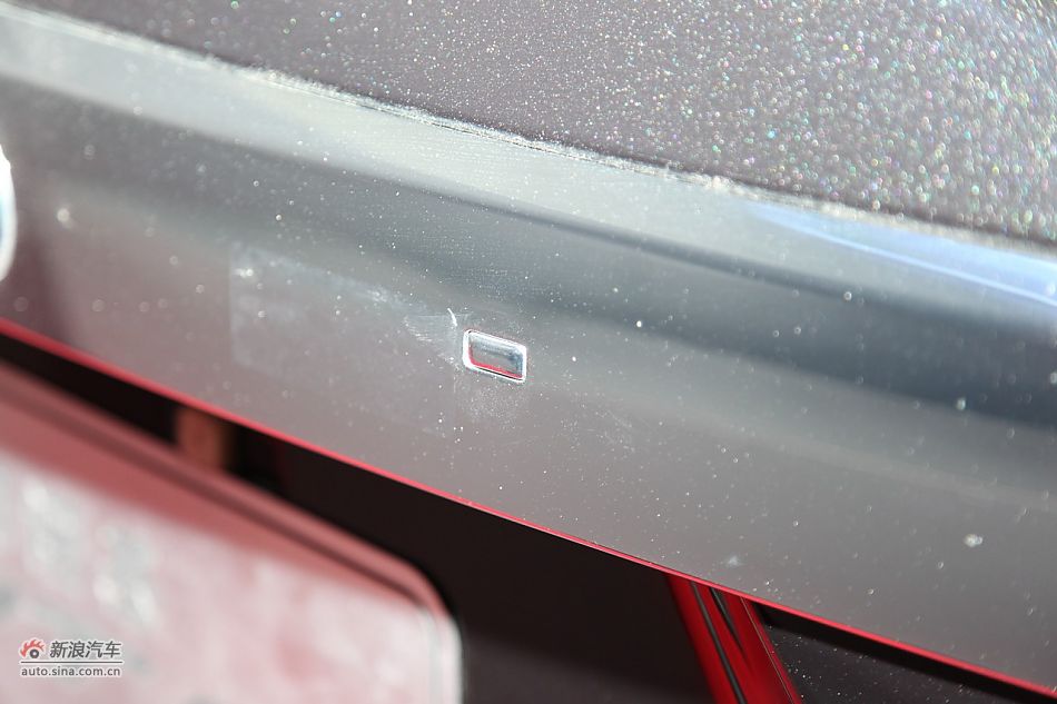 JEEP大切诺基SRT8