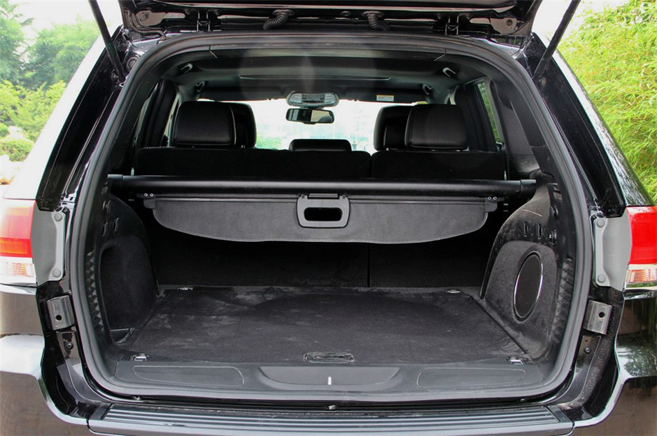 2014款 3.0L AT 舒适导航版 座椅空间