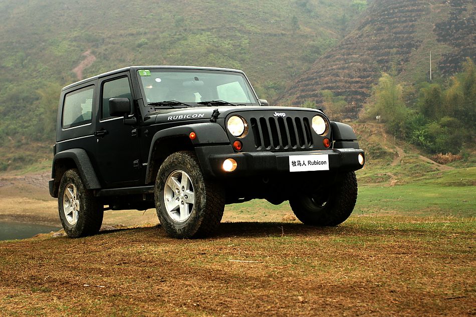 牧马人Rubicon外观图片