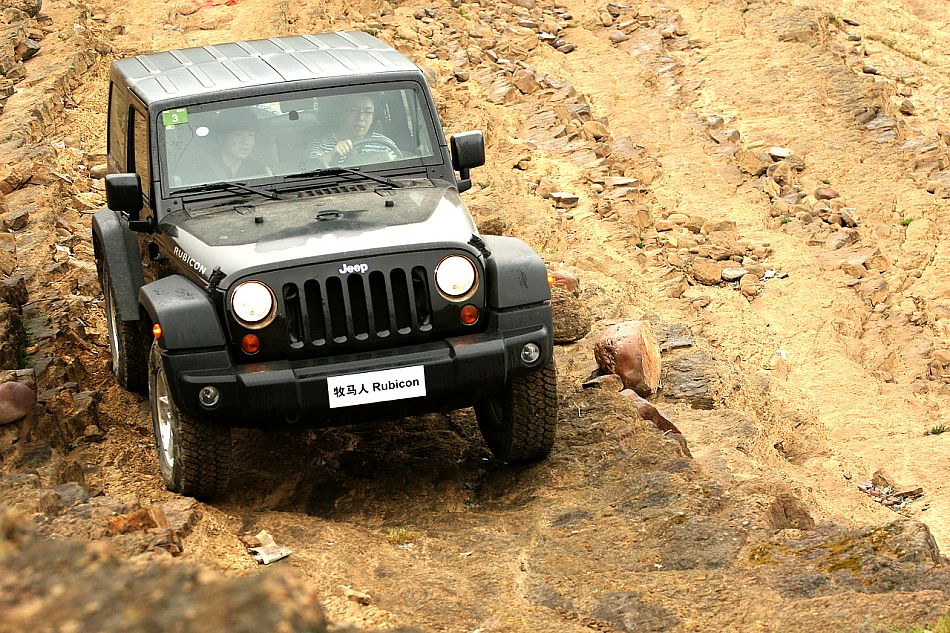 牧马人Rubicon外观图片