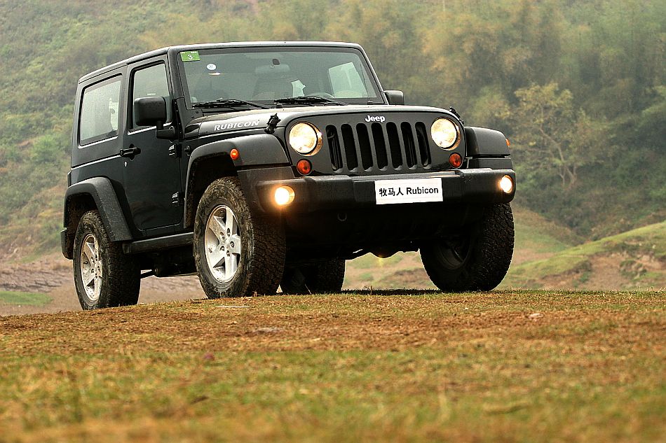 牧马人Rubicon外观图片