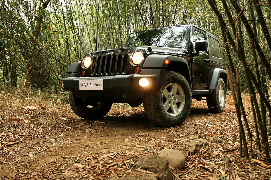 牧马人Rubicon外观图片
