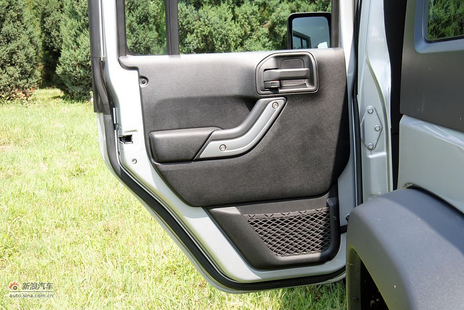 2011款吉普牧马人