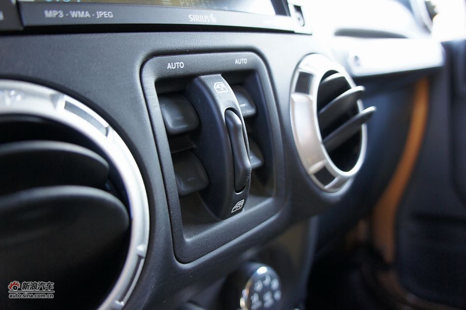 2011款Wrangler牧马人70周年限量版