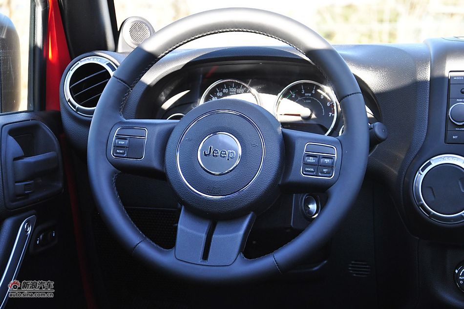 2011款牧马人Sahar两门版