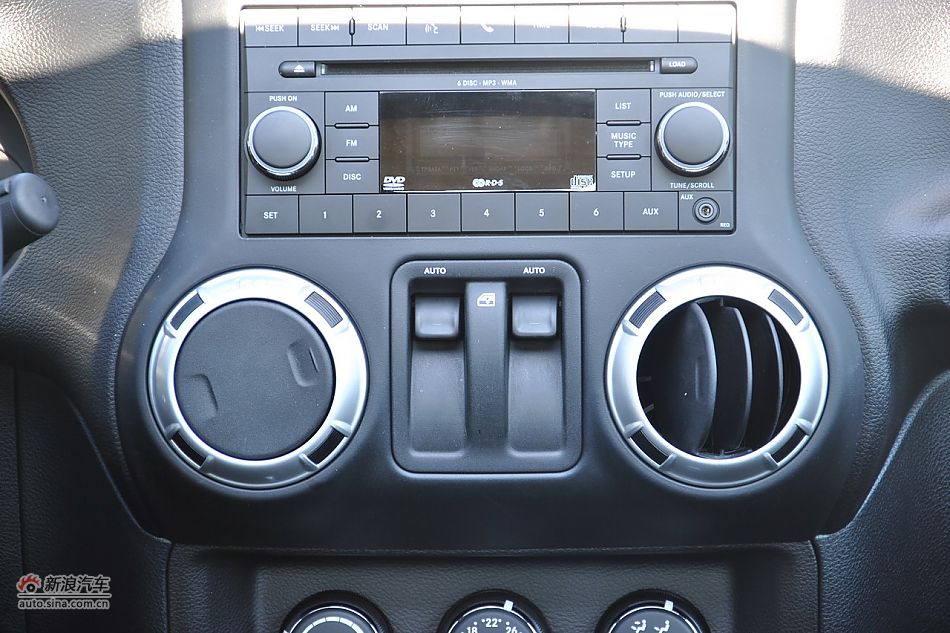 2011款牧马人Sahar两门版