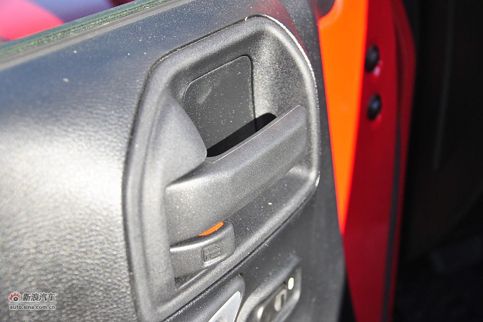 2011款牧马人Sahar两门版