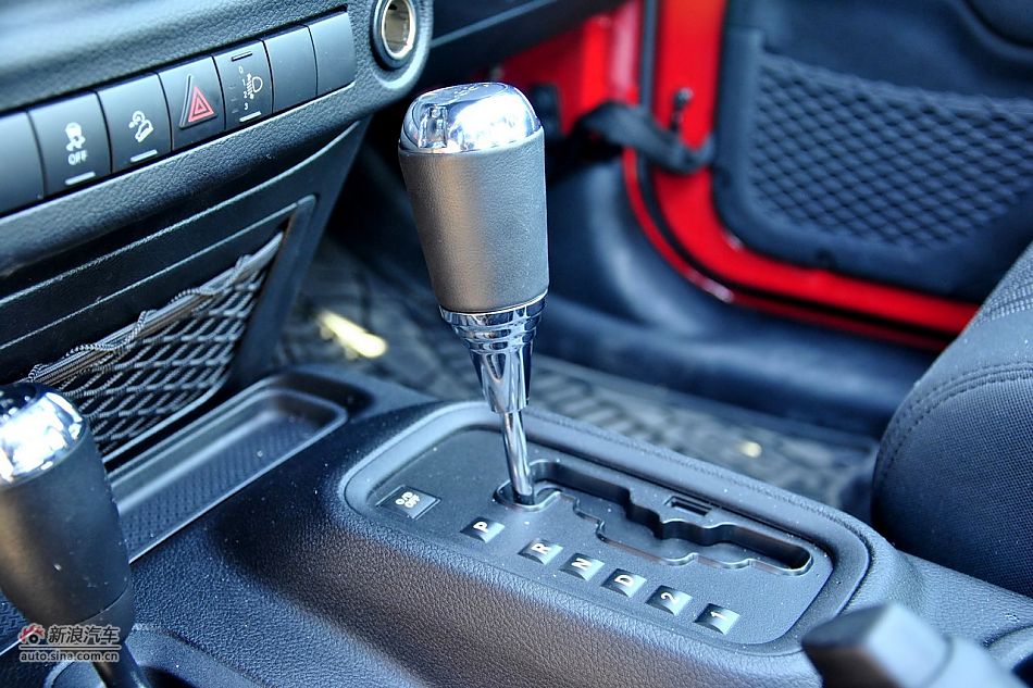 2011款牧马人Sahar两门版