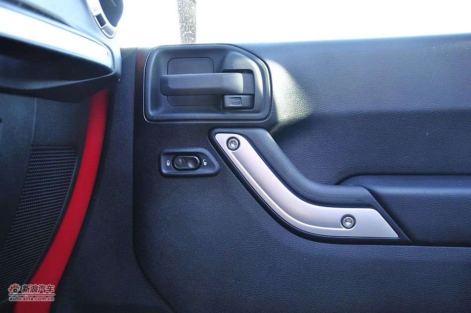 2011款牧马人Sahar两门版