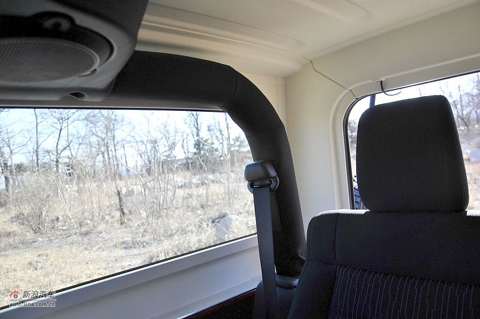 2011款牧马人Sahar两门版