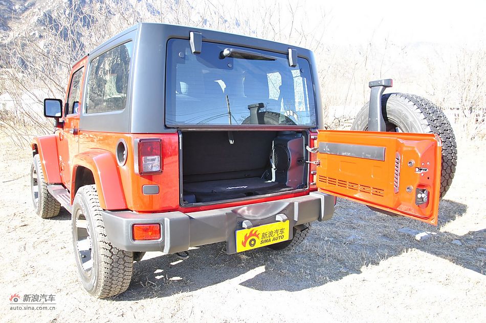 2011款牧马人Sahar两门版