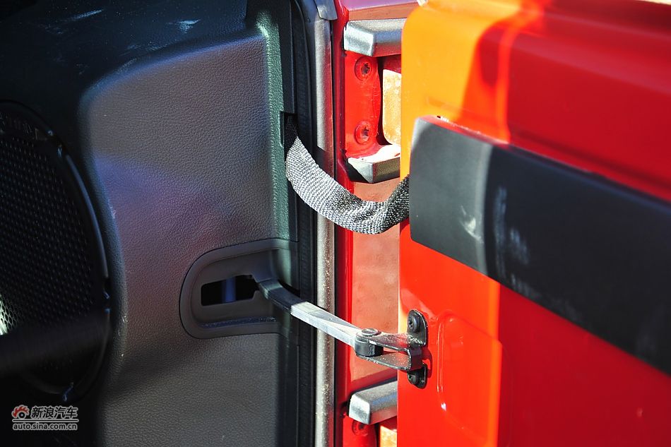 2011款牧马人Sahar两门版