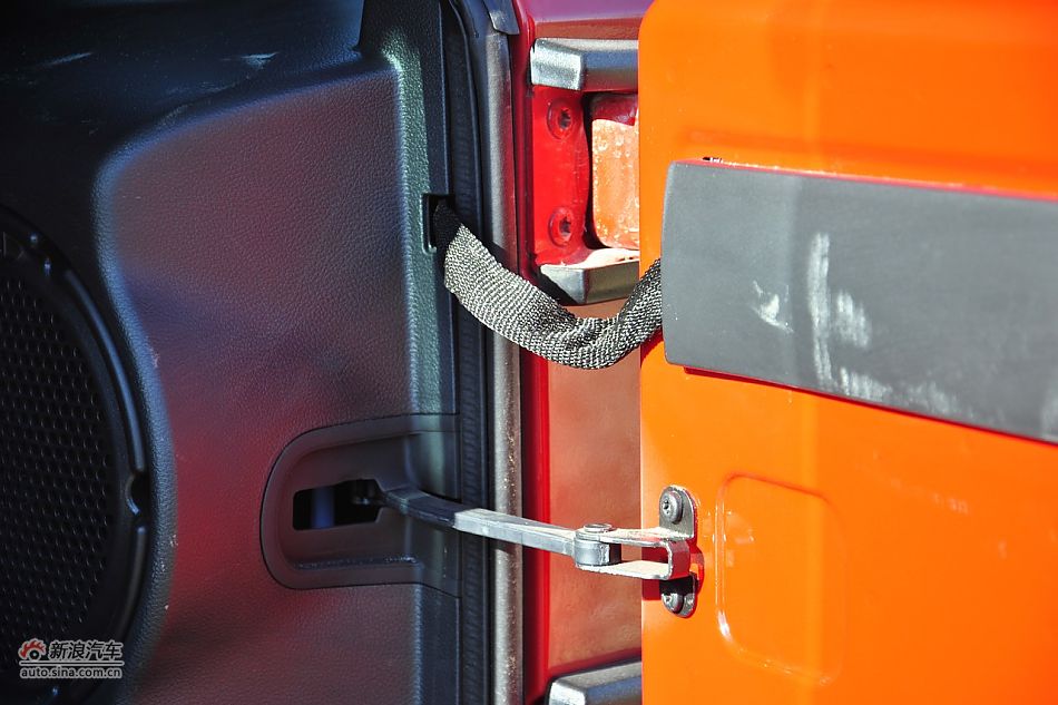 2011款牧马人Sahar两门版