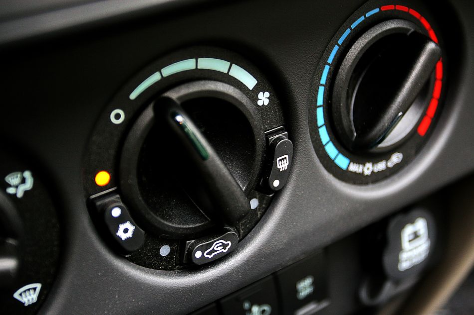 牧马人Rubicon内饰图片