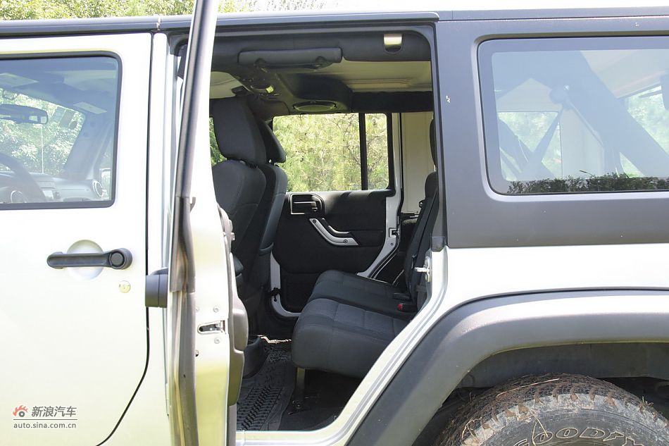 2011款吉普牧马人