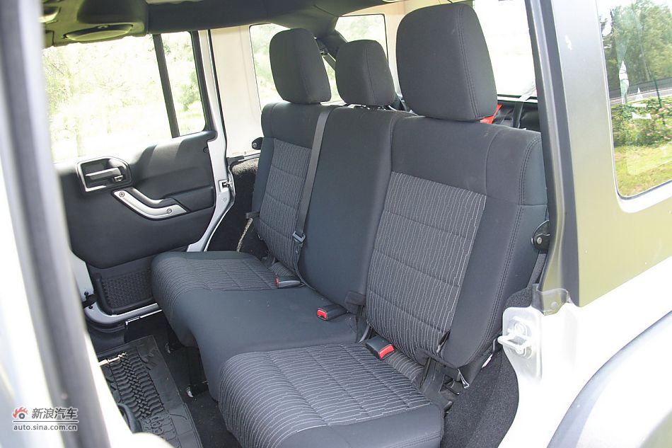 2011款吉普牧马人