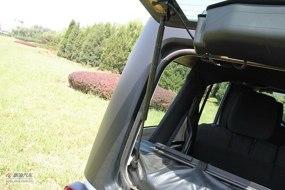 2011款吉普牧马人