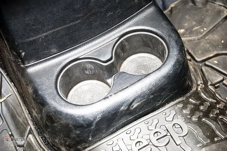 2011款吉普牧马人