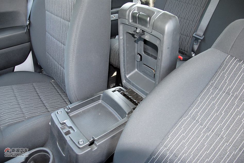 2011款吉普牧马人