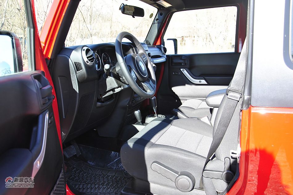 2011款牧马人Sahar两门版