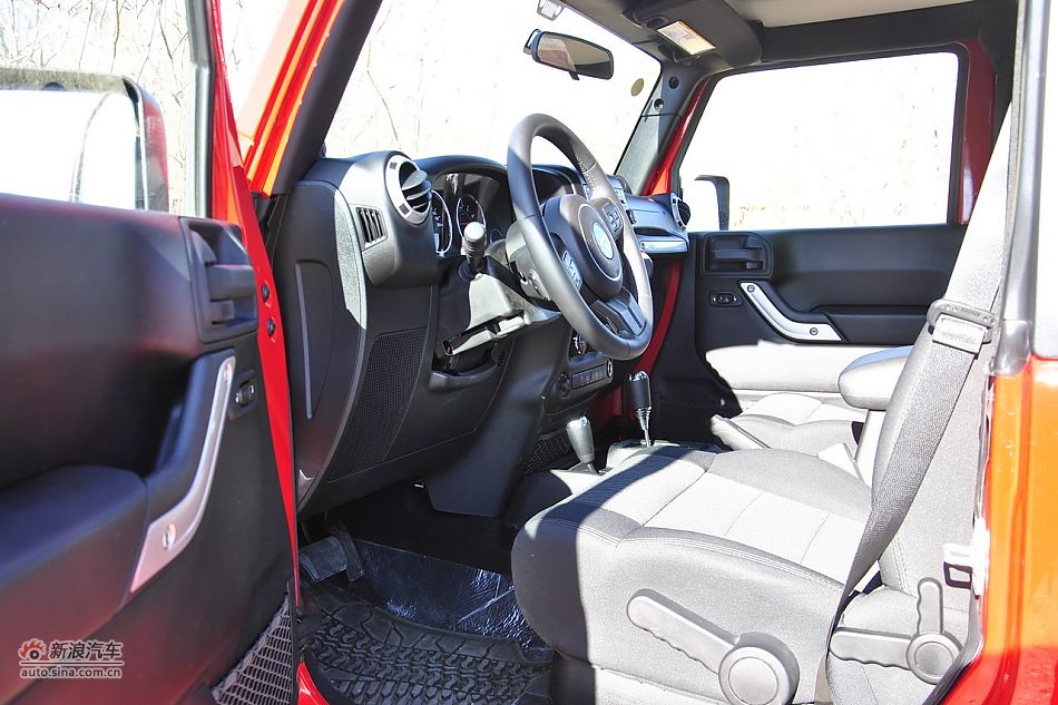 2011款牧马人Sahar两门版