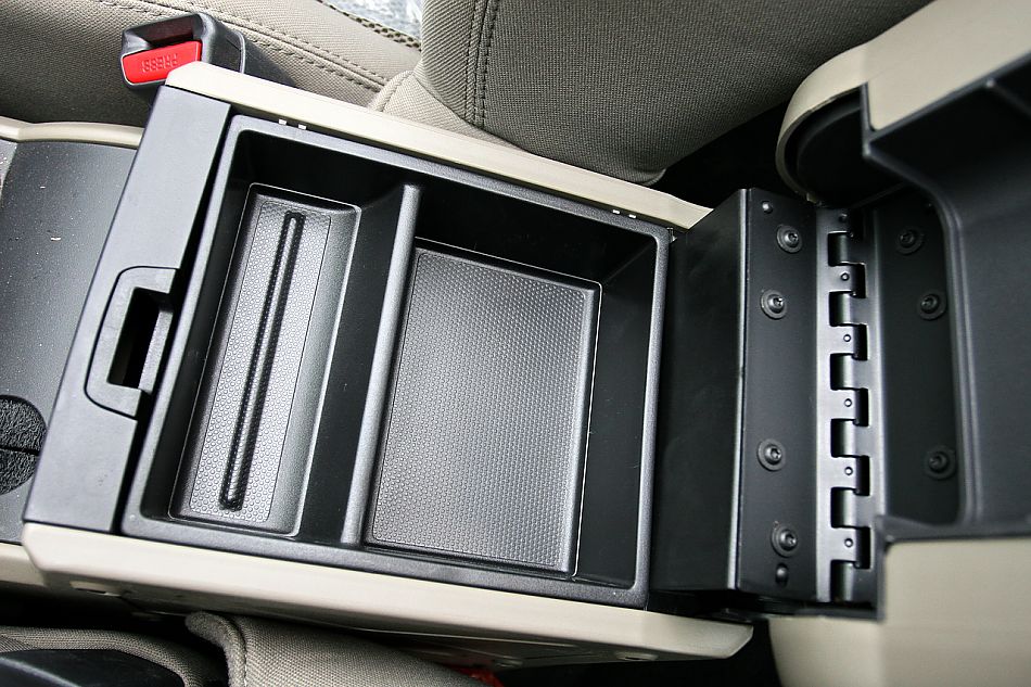 牧马人Rubicon内饰图片