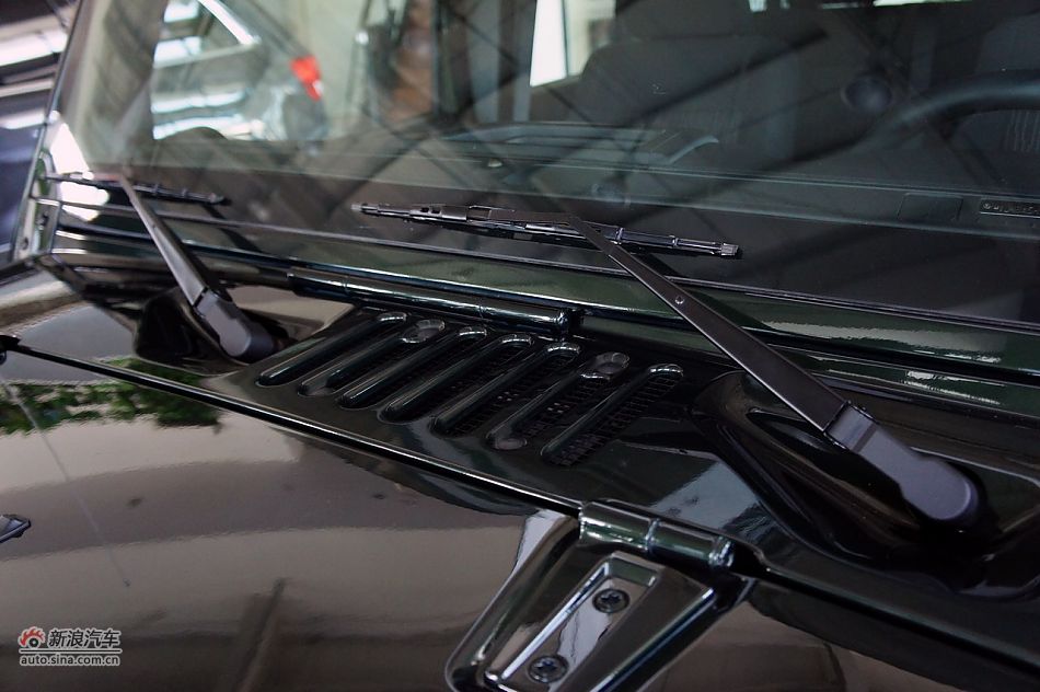 2011款吉普牧马人Sahara四门款