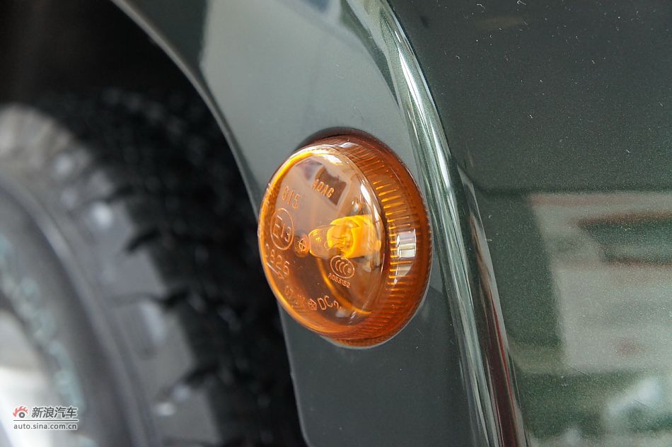 2011款吉普牧马人Sahara四门款