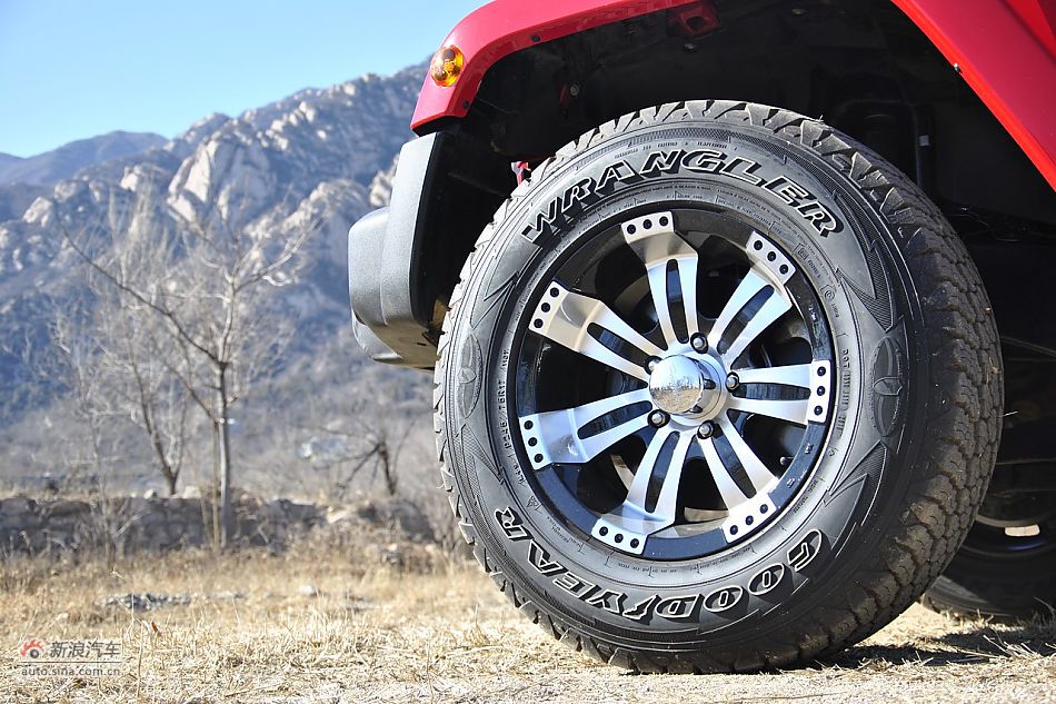 2011款牧马人Sahar两门版