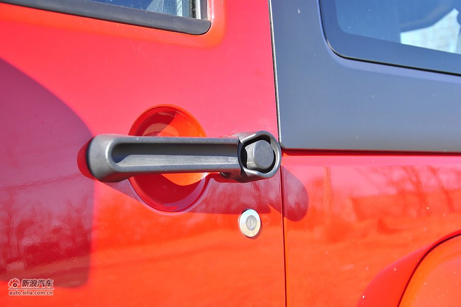 2011款牧马人Sahar两门版