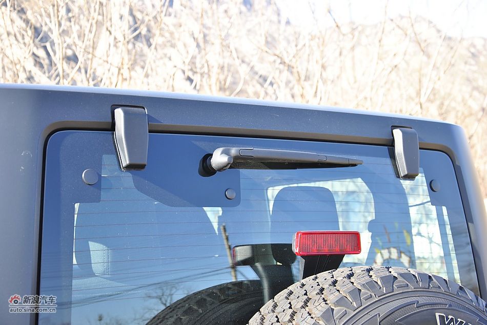 2011款牧马人Sahar两门版