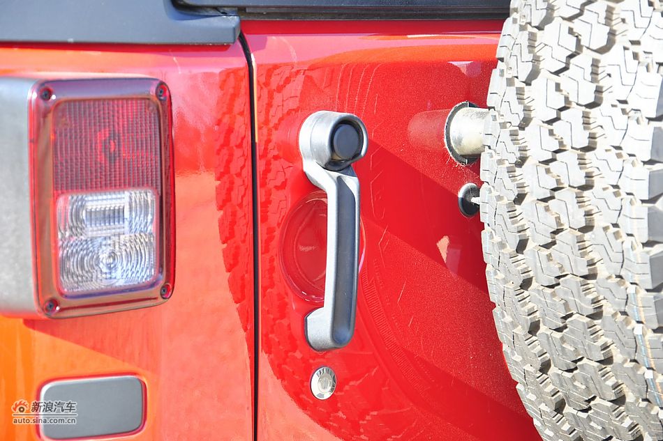 2011款牧马人Sahar两门版