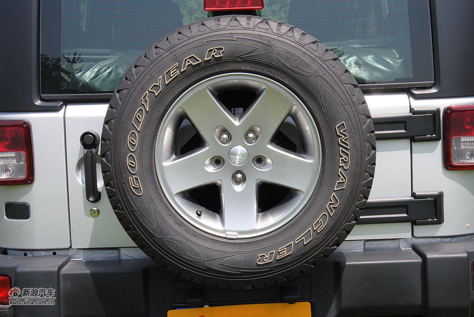 2011款吉普牧马人